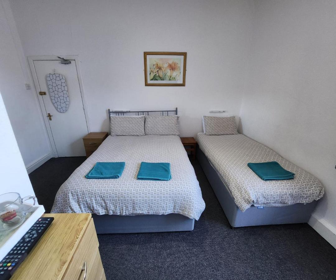 The Moorfield Hotel Blackpool Bagian luar foto